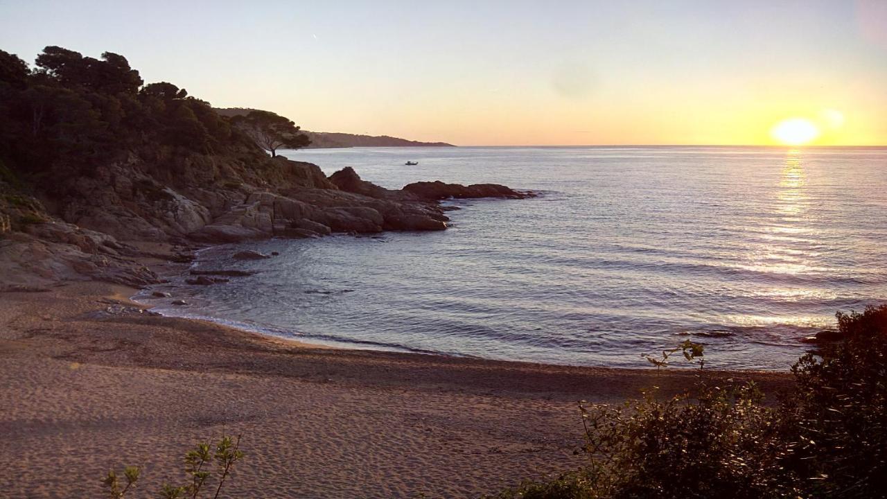 ⭑ Terrace + Sea Views + Private Beach. What Else? ⭑ Тосса-де-Мар Экстерьер фото